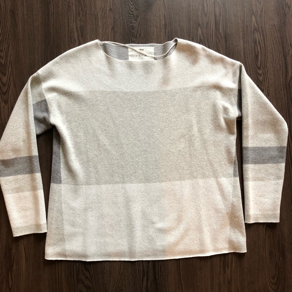 Grey color block sweater